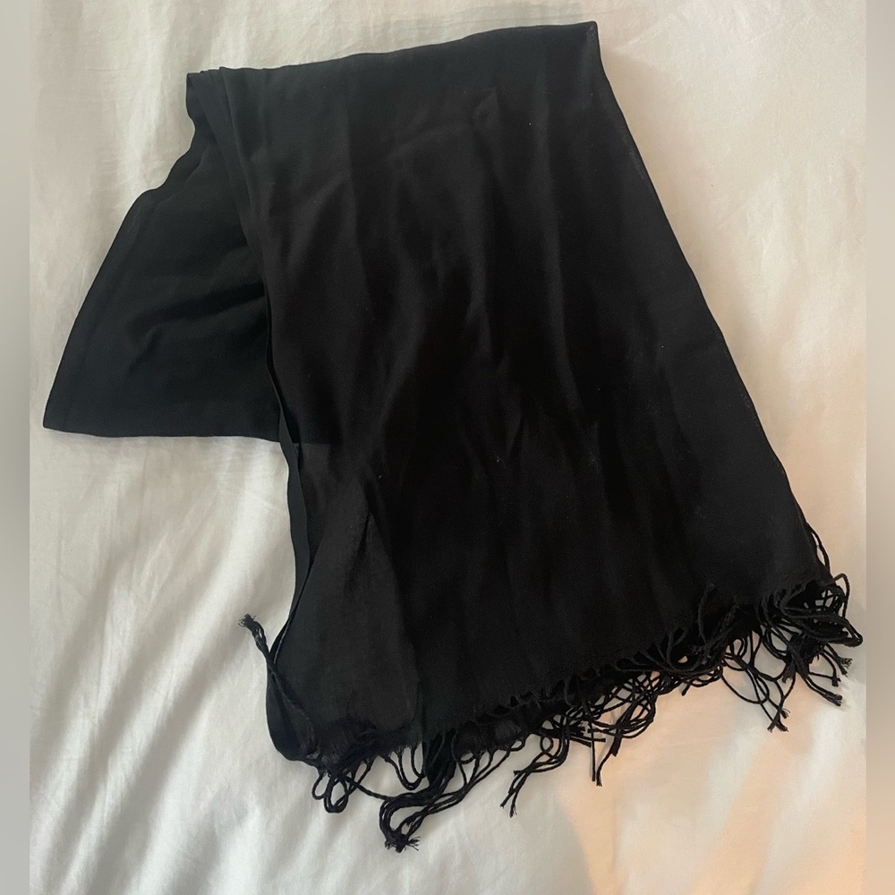 BLACK SHAWL/SCARF